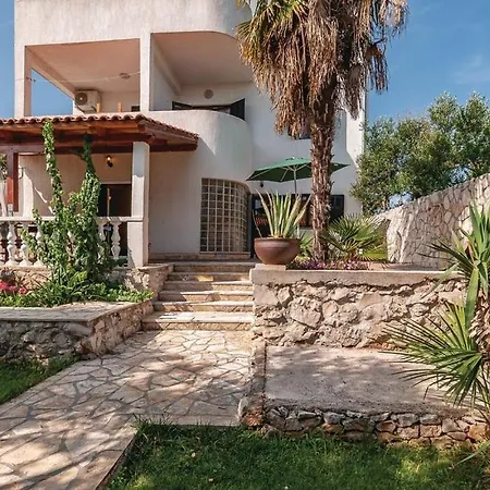 Mirjana Brodarica (Sibenik-Knin)